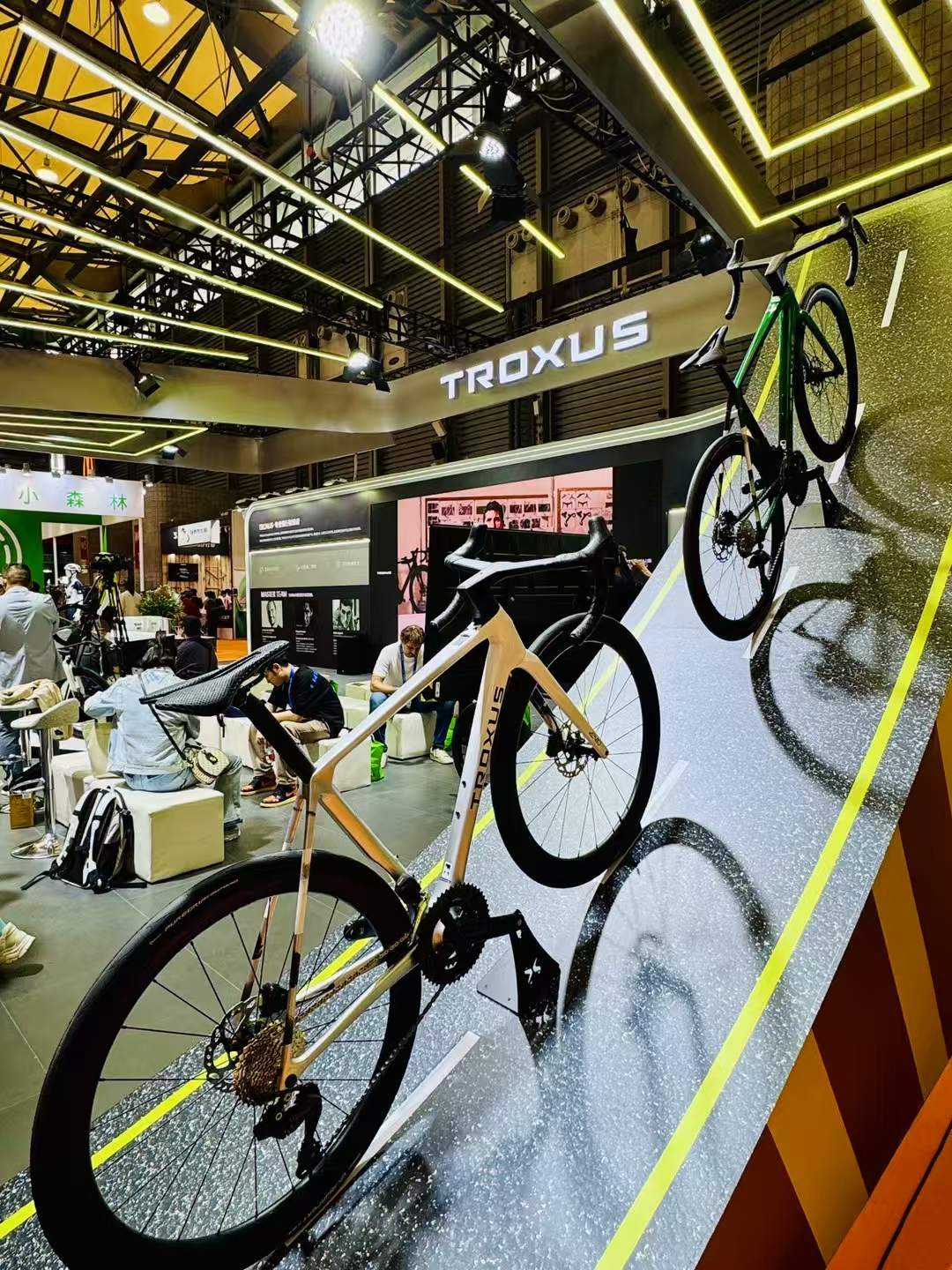 祝賀陳董事長全新開啟專業自行車品牌創速師TROXUS！